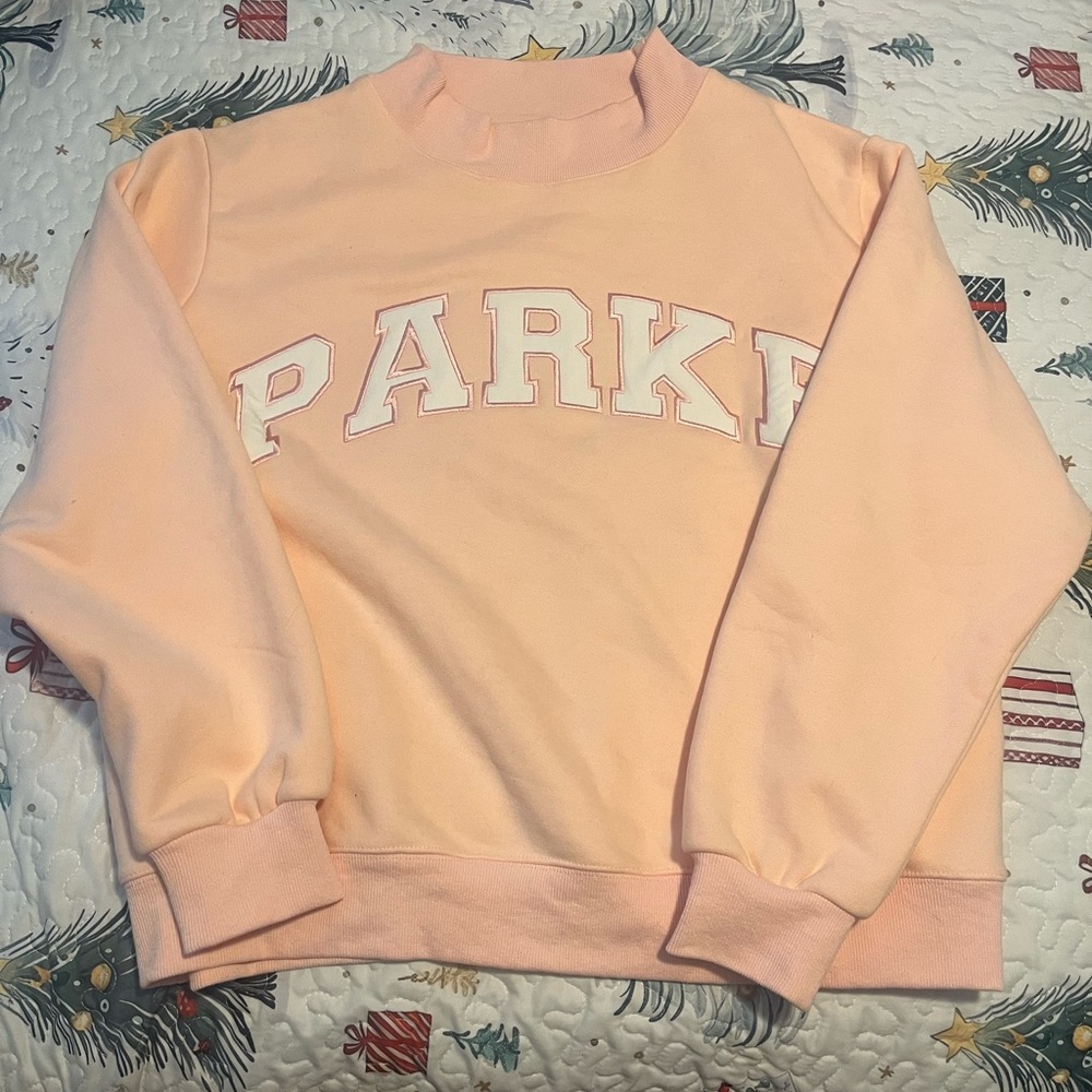 Women’s Parke - light pink Crewneck sweatshirt! - Picture 6 of 6